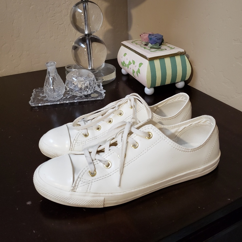 Converse shoes